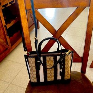 NWOT coach bag. Just took out of packaging